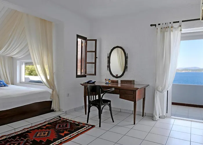 Super Luxury Skiathos Seven Stunning Bedroom Daphne