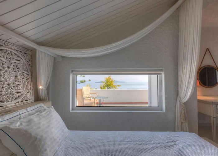 Super Luxury Skiathos Seven Stunning Bedroom Daphne