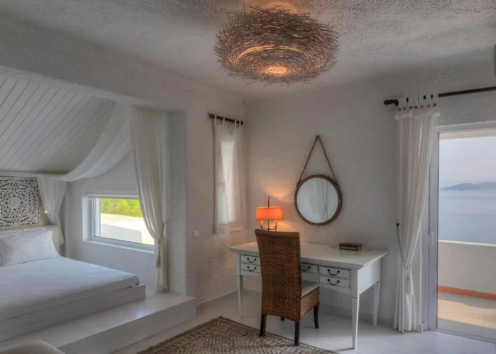 Super Luxury Skiathos Seven Stunning Bedroom Daphne